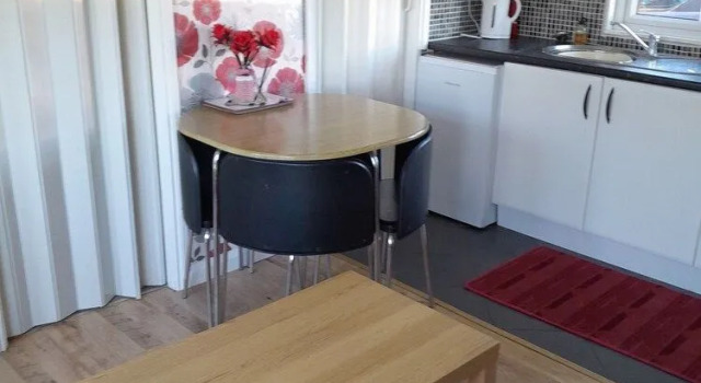 2 Bed-sleeps 4-pets-parking-5 Min to Beach, Book Feriehus Mablethorpe Lincolnshire