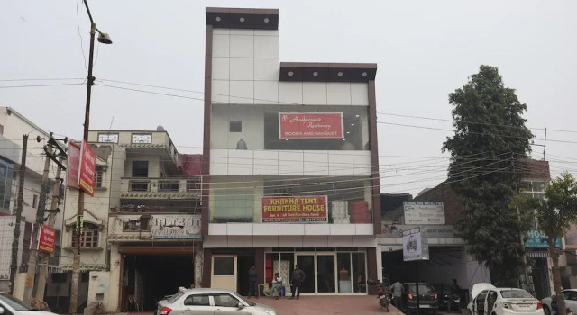 OYO 10916 AP Residency, Varaa Hotelli Faridabad Haryana