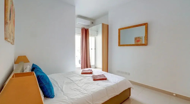 Prime Location Apartment With Side Seaviews