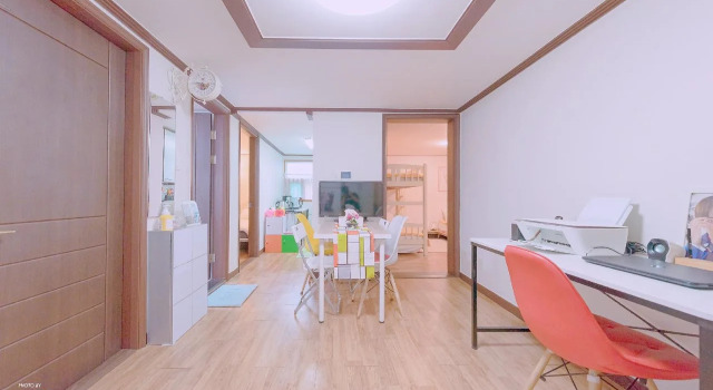 Kpopstarz Guesthouse - Caters to Women (отель для женщин), Забронировать Отель Сеул Южная Корея, рядом с Ресторан Nonhyeon Yangkkochi