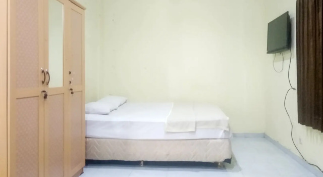 Pavilon Homestay near Stikes Harapan Ibu RedPartner, Rezerwuj Hotel Hotele w Paalmerah z parkingiem, Parking