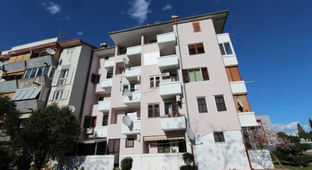 Apartment Ilinovic, Забронировать Апартаменты/квартира Отели Ровинь с парковкой, рядом с Пляж Мулини, Парковка