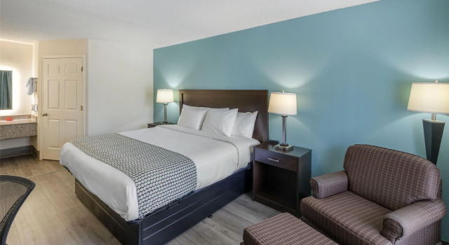 Двухместный номер Standard SureStay Plus Hotel by Best Western Asheboro