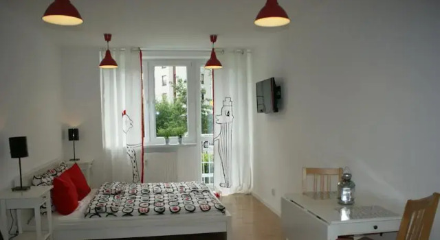 Apartament KoKi One, Varaa Huoneisto Hotellit Pommeri pysäköinnillä, Pysäköinti