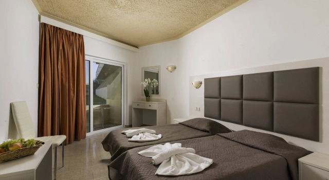 Relax Hotel, Rezerwuj Hotel Kolympia South Aegean