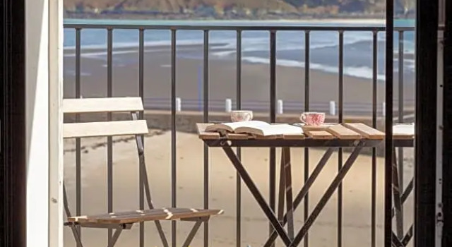 Двухместный номер Standard с балконом и с видом на море Hotel du port