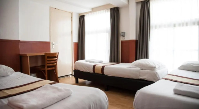 Трёхместный номер Standard Hotel Continental Amsterdam
