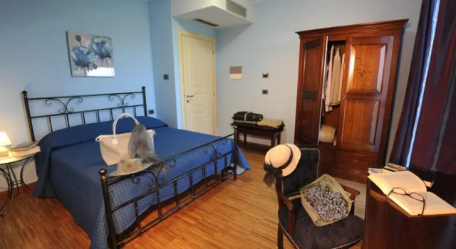 Villa Vecchio, Rezervați Vilă Hoteluri în Castagnito cu parcare, Parcare