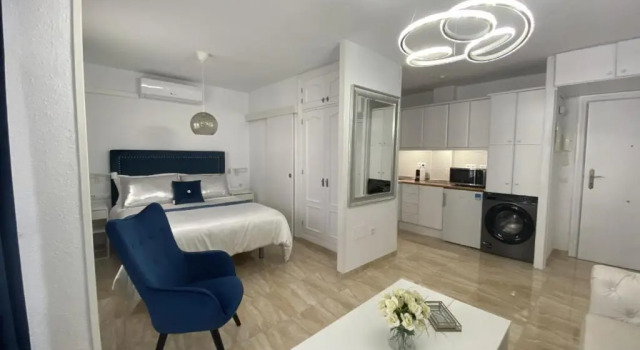 Acapulco playa Nerja 407 planta superior, Забронировать Отель Нерха Axarquía, рядом с Tuesday Market