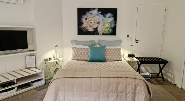 Люкс Parnell Garden Suite