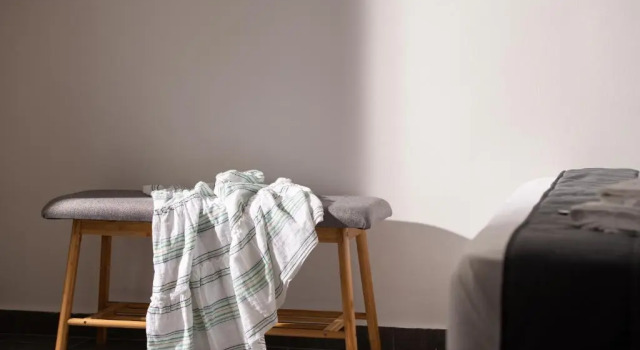 Eolica Rooms, Забронировать Отель Отели Сарти с парковкой, рядом с Пляж Острия, Парковка