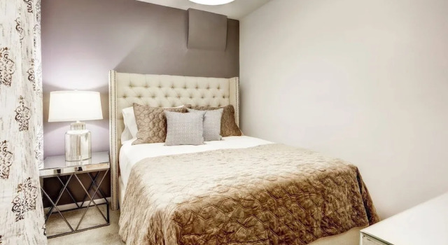 Ultimate Denver Getaway in Five Points Sleeps 6, Забронировать Отель Денвер Колорадо, рядом с The Denver Central Market