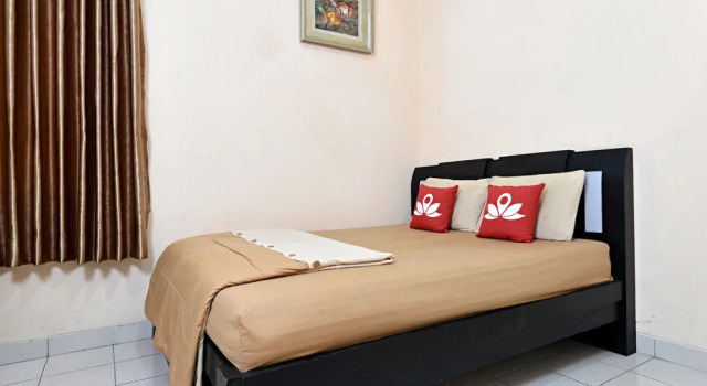 Zen Rooms Karet Tengsin