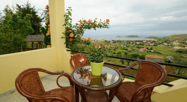 Трёхместный номер Standard с видом на море Hotel Dina - Ξενοδοχείο Ντινα