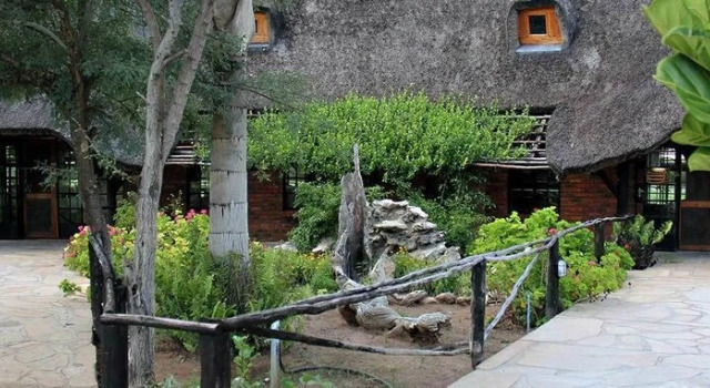 Fiume Lodge And Game Farm