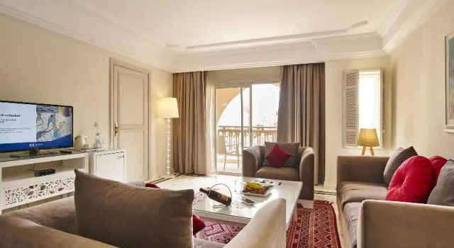 Двухместный полулюкс с балконом TUI BLUE Palm Beach Palace Djerba
