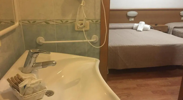 Трёхместный номер Standard Bella Italia Sport Village