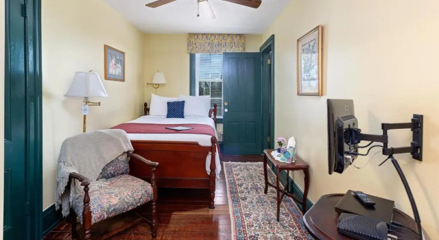 Двухместный люкс Spencer House Inn