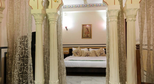 Rani Mahal Hotel, Забронировать Отель Отели штата Раджастхана с парковкой, Парковка