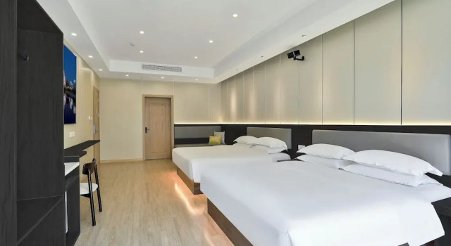 Четырёхместный семейный номер Standard Yinshu Lunasvilla Courtyard Garden Resort Hotel