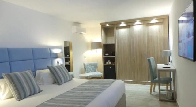 Люкс Isulella Hotel & restaurant