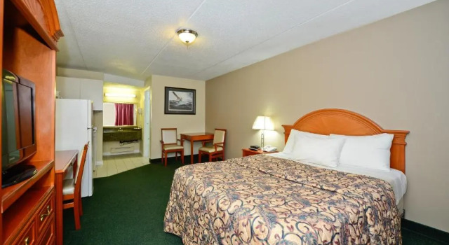 Angus Inn Motel, Rezerwuj Motel Motele w Simcoe County, Motel