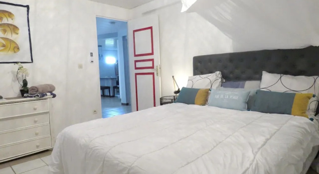 Apartment With 2 Bedrooms In Gros Morne With Enclosed Garden And Wifi, Rezervasyon Daire Le Lamentin otoparklı oteller, Otopark