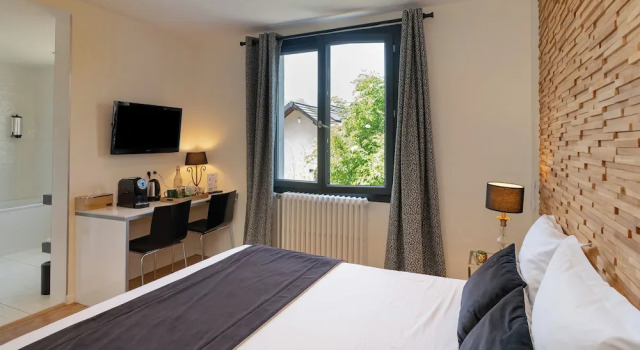 Номер Deluxe La Porte des Alpes chambres dhôtes