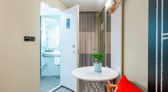 Семейный номер Standard Ibis Haikou Injoy Plaza Hotel