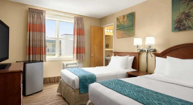 Трёхместный номер Standard с частичным видом Plim Plaza Hotel