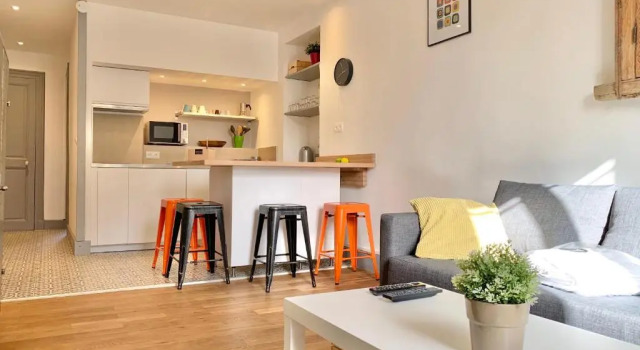 Nice flat completely renovated in the city centre #BL, Забронировать Отель Гренобль Grenoble Area