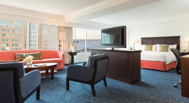 Двухместный люкс Executive Renaissance Boston Seaport District