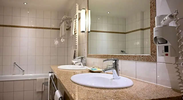 Номер Standard Ramada by Wyndham Duesseldorf Ratingen