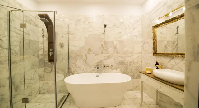 Люкс Deluxe Hotel 5 Continents