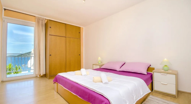 Apartment Barisa, Забронировать Апартаменты/квартира Рогозница Шибенско-Книнская жупания