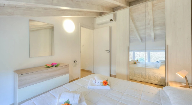 Le Terrazze Del Lago, Prenota Hotel Leggiuno Lombardia