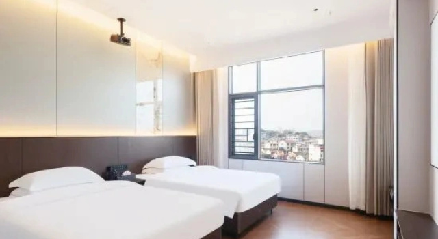 Люкс Deluxe Yizhang Yunding Hot Spring Hotel