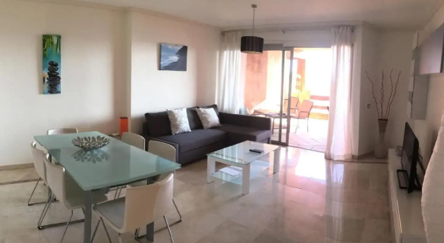 Bel appartement avec vue sur mer, Prenota Appartamento Arona 