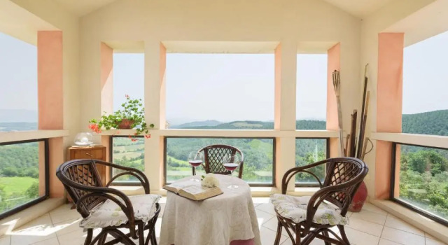 Вилла VILLA VITTORIA DANGHIARI 7&3, Emma Villas