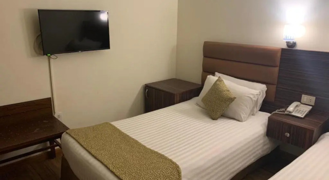 Номер Standard Golden Carven Hotel