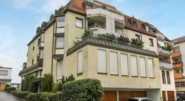 Ferienwohnung Holiday 2, Забронировать Отель Отели в центре Фридрихсхафен, в центре, Парковка
