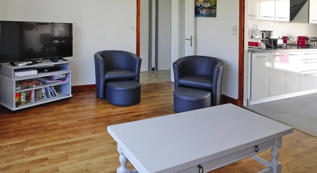 Holiday Home With Beautiful Terrace Area, Rezerwuj Hotel  