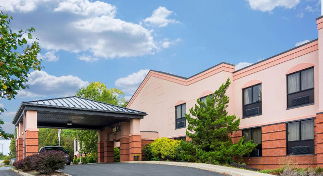 Двухместный номер Standard Quality Inn & Suites Kearneysville - Martinsburg