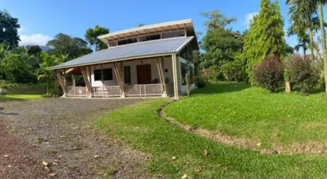 Casa Villa Jade - 10km de Río Celeste