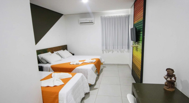 Hotel Encantos De Penedo