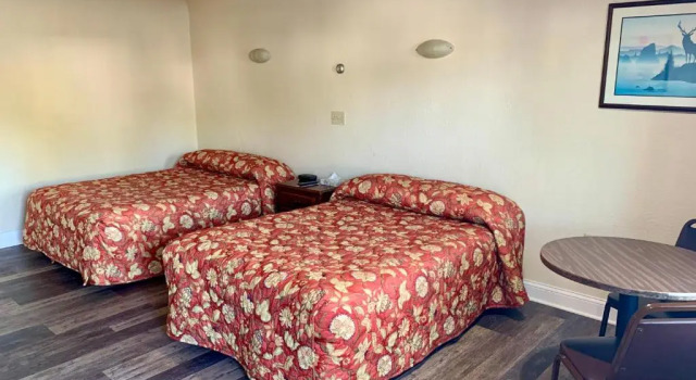 Номер Deluxe Thumb Heritage Inn