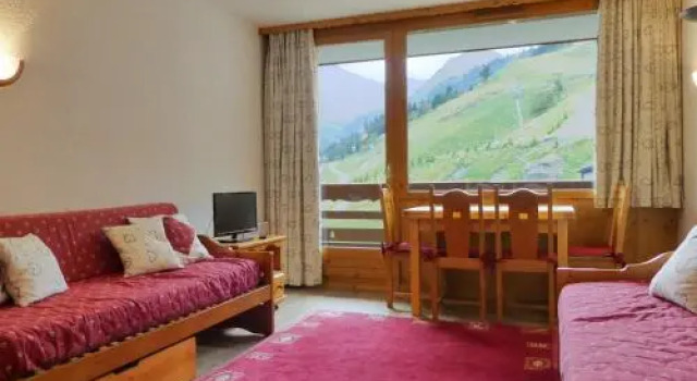 Residence Plein Soleil, Забронировать Отель Мерибель-Моттаре Мерибель-ле-Альё, рядом с Гондольный подъемник Платьер