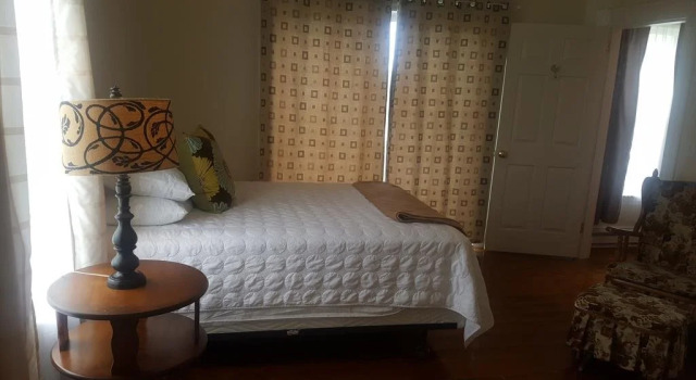 The Whitetail Inn and Suites- Lincoln, Prenota Locanda Mini-hotel a New England, Locanda