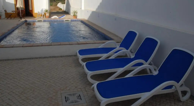 Carrapateiramar Guest House, Забронировать Гостевой дом Каррапатейра Vicentine Route, рядом с Музей моря и суши в Каррапатейре