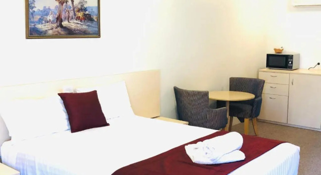 Двухместный номер Standard OVERLANDER MOTOR LODGE